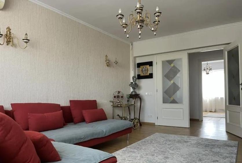 Apartament cu 4 camere decomandat, mobilat în 13 Septembrie