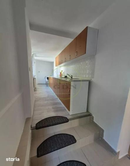 Apartament cu 3 camere decomandat în Bartolomeu