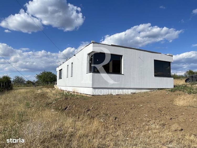 Casă cu 3 camere în Central