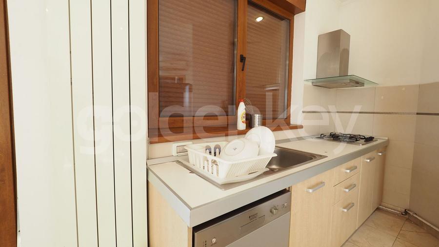 Penthouse cu 5 camere decomandat, mobilat în Șoseaua Nordului