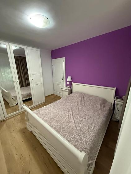 Apartament cu 3 camere semidecomandat în Domenii