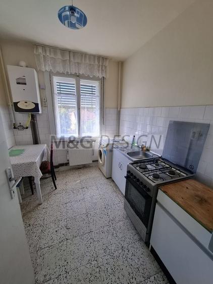 Apartament cu 2 camere decomandat, mobilat în Complex Studențesc
