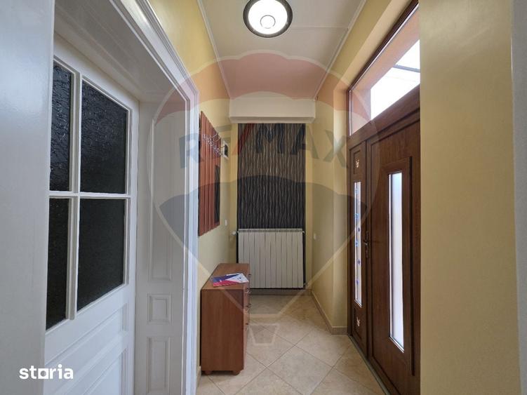 Casă cu 3 camere cu Teren 300 Mp în Ultracentral