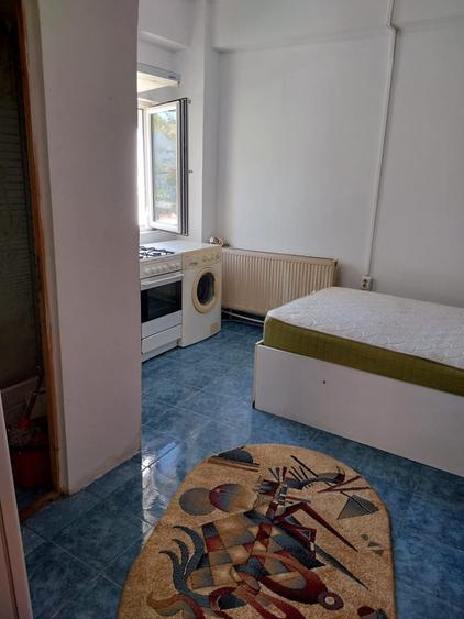 Giurgiului, Piata Progresul Berceni metrou Eroii Revolutiei, modest, parter - 2