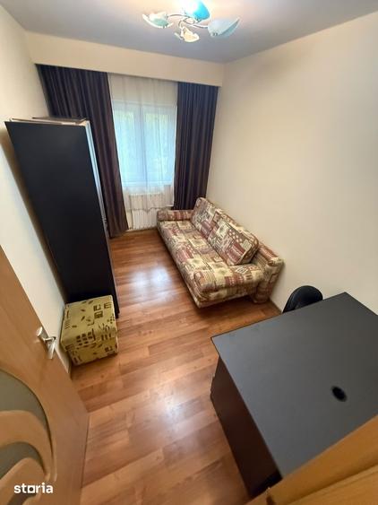 Apartament cu 3 camere decomandat în Traian