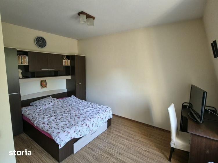 Apartament cu 3 camere în Valea Roșie