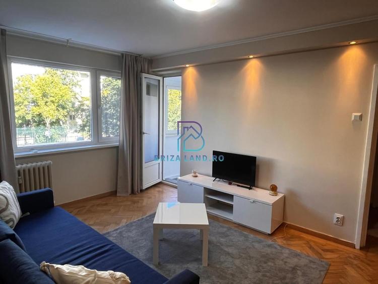 Apartament cu 2 camere semidecomandat în Bucureștii Noi