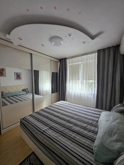 Apartament cu 3 camere semidecomandat în Fizicienilor
