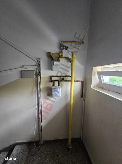 Apartament cu 4 camere în Drumul Taberei