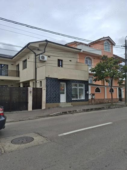 Spațiu comercial, de 16 mp, în Trocadero