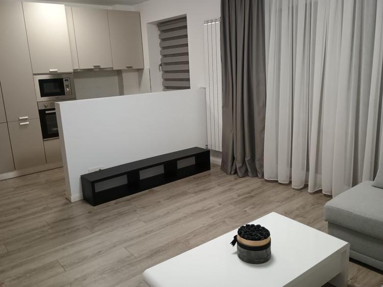 Apartament cu 2 camere decomandat în Exterior Vest