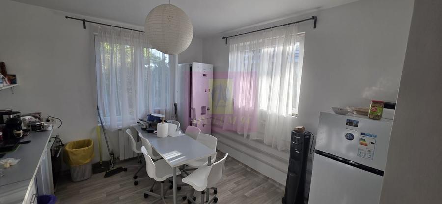 Casă individuală cu 5 camere cu Canalizare în Voila