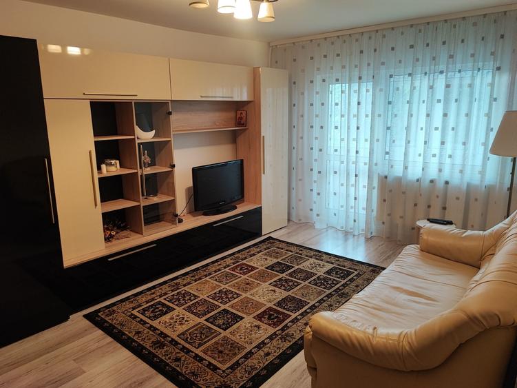 Apartament cu 2 camere decomandat în Ultracentral