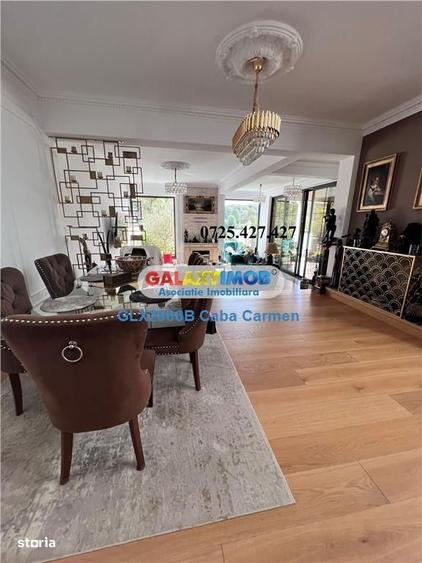 Casă cu 4 camere cu Teren 1050 Mp în Ostratu
