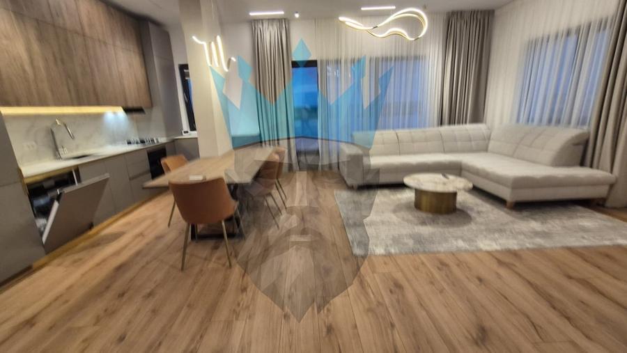 Apartament cu 4 camere decomandat, mobilat în Tunari