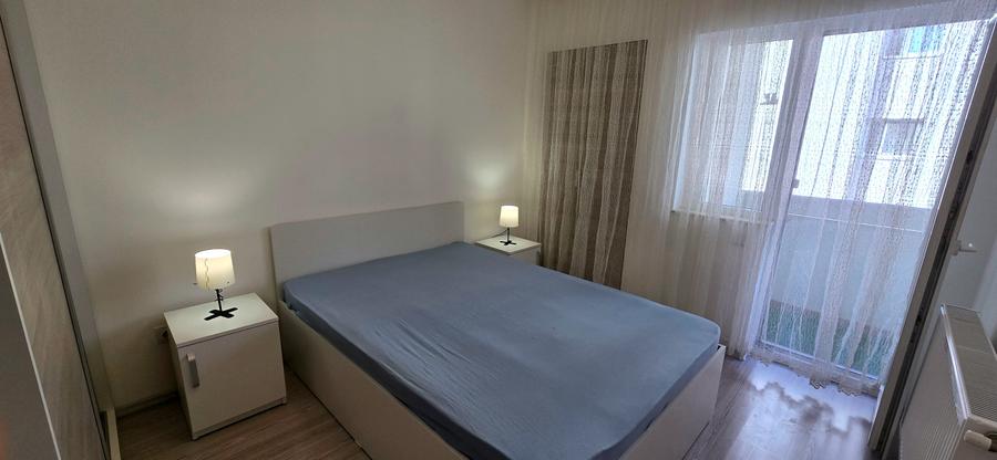 Apartament cu 2 camere semidecomandat în Apărătorii Patriei