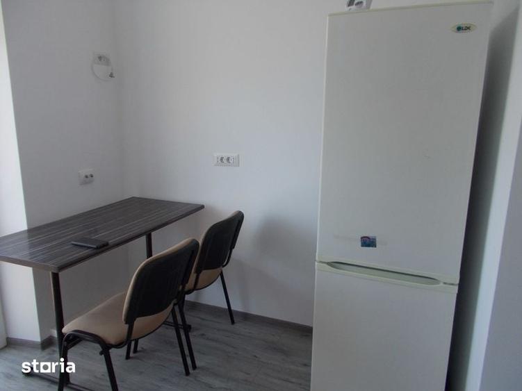 Apartament cu 3 camere decomandat în Țiglina 1