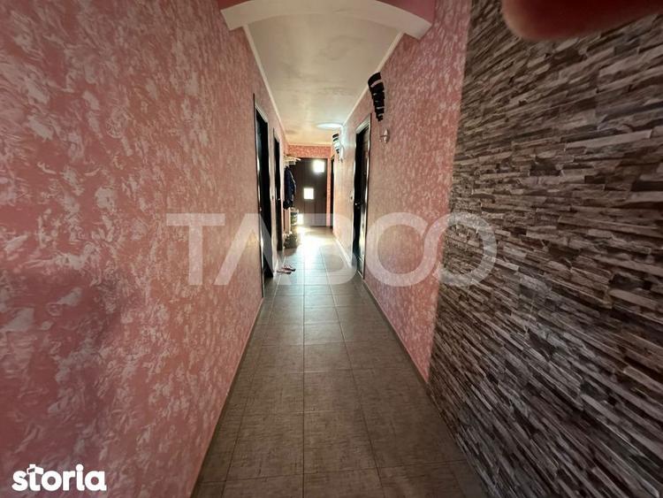 Casă cu 3 camere cu Teren 300 Mp în Hârseni