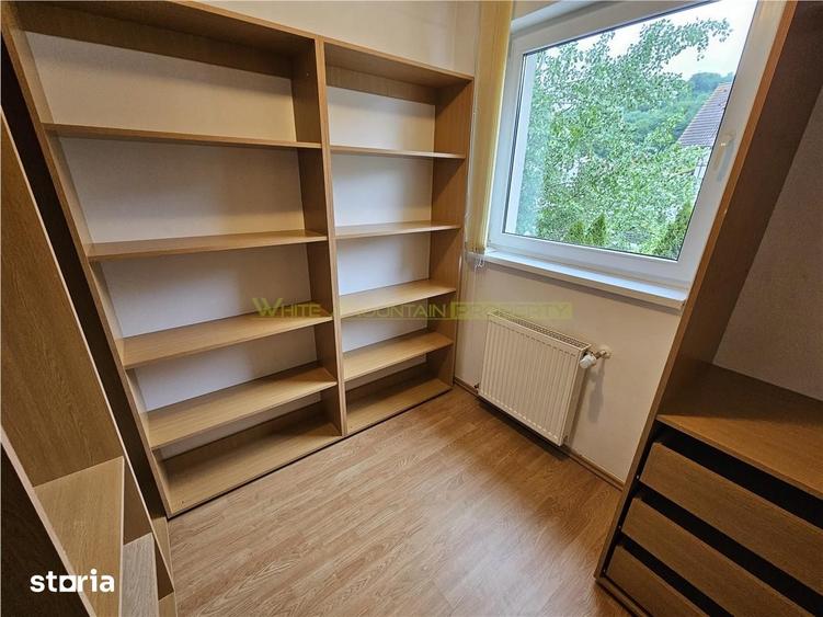 Apartament cu 4 camere, mobilat în Dârste