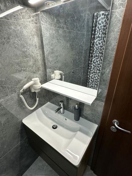 Apartament cu 2 camere decomandat, mobilat în Delfinariu