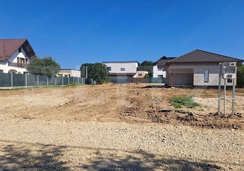 Teren Construcții intravilan de 754 mp, în Trivale