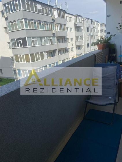Apartament cu 3 camere decomandat, mobilat în Metalurgiei