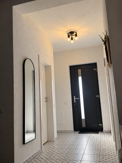 Duplex cu 3 camere cu Teren 335 Mp în Săcălaz