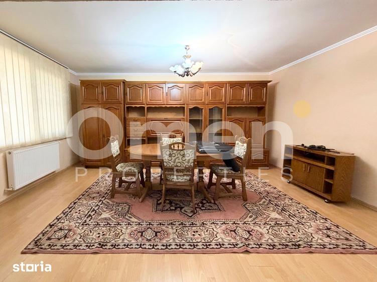 Apartament cu 3 camere, mobilat în Central