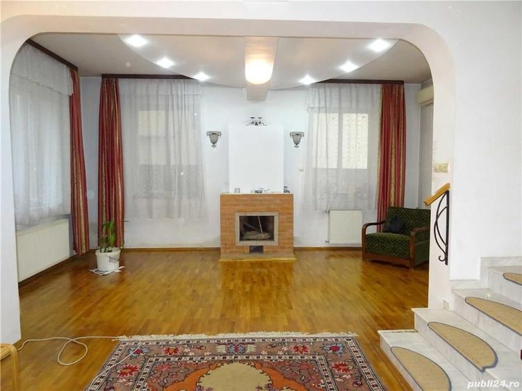 Casă cu 3 camere cu Teren 294 Mp în Rahova