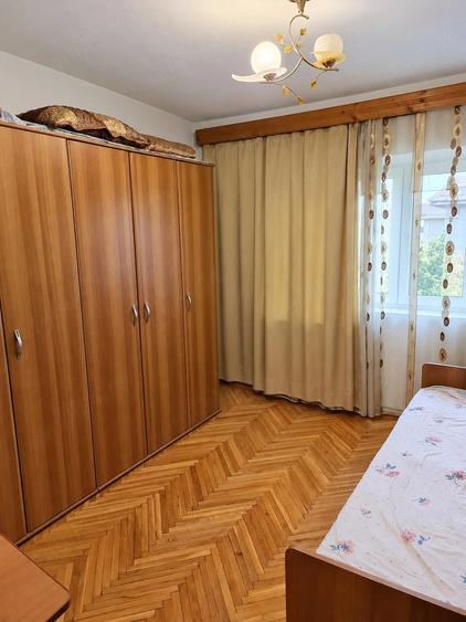 Apartament cu 3 camere decomandat în Ultracentral
