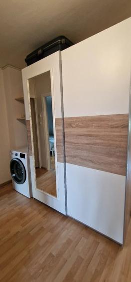 Apartament cu 3 camere decomandat în Steaua