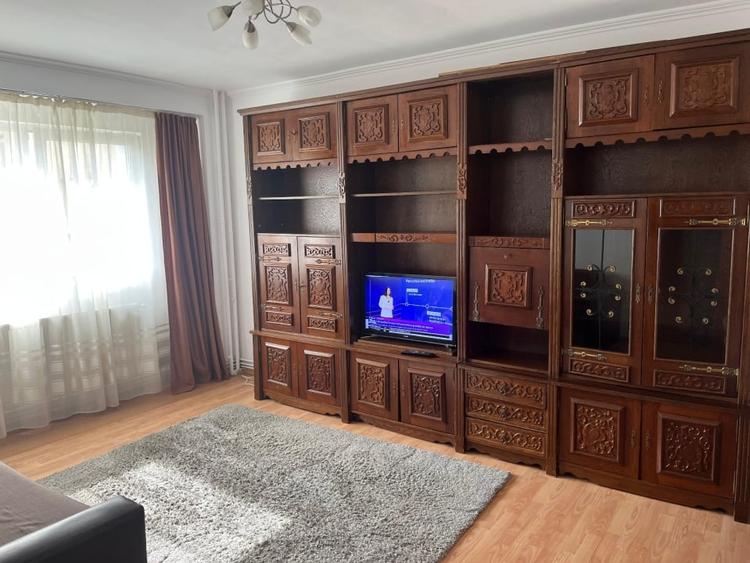 Apartament cu 3 camere decomandat, mobilat în Mărăști