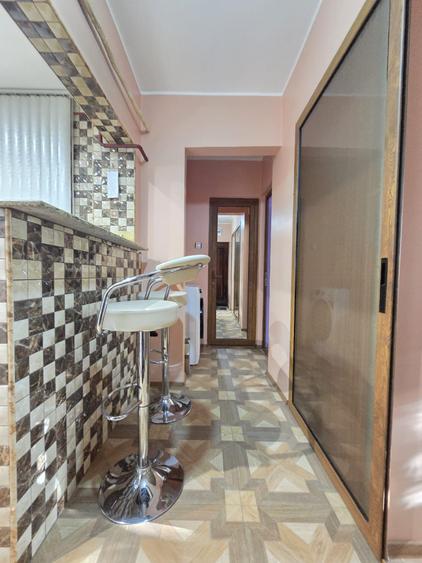 Apartament cu 2 camere decomandat în Micro 13