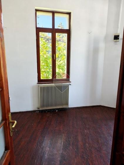 Spațiu comercial, de 226 mp, în P-ța Alba Iulia