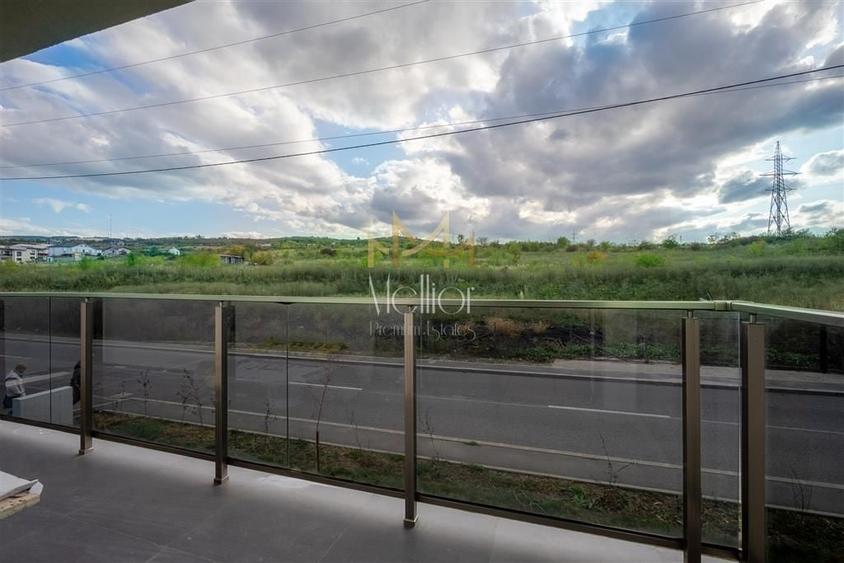 Apartament cu 2 camere semidecomandat în Borhanci