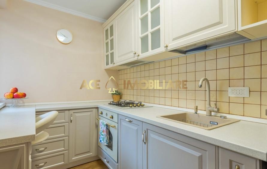 Apartament cu 3 camere decomandat, mobilat în Universitate