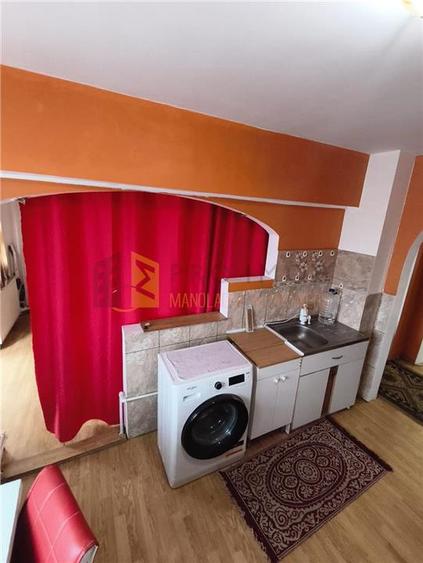 Apartament cu 2 camere decomandat, mobilat în Micro 3