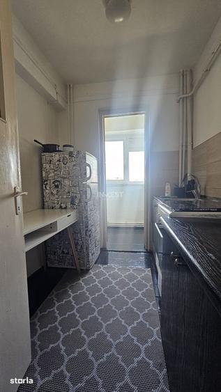 Apartament cu 2 camere decomandat, mobilat în Hala Centrală