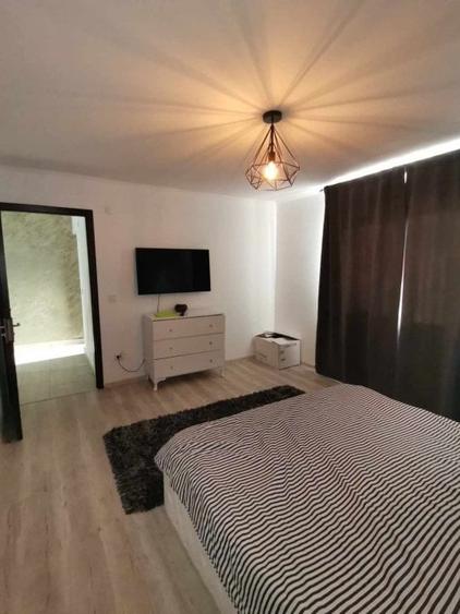 Duplex cu 4 camere cu Canalizare în Miroslava