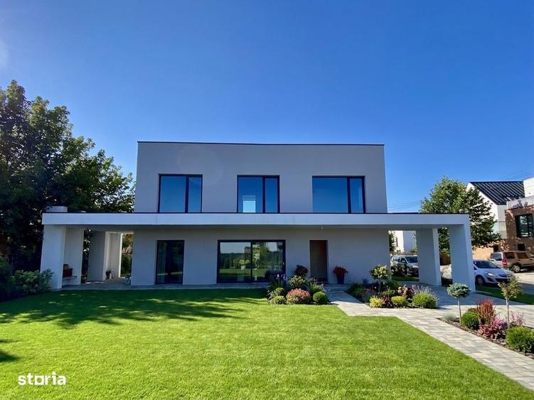 Casă cu 4 camere în Săftica