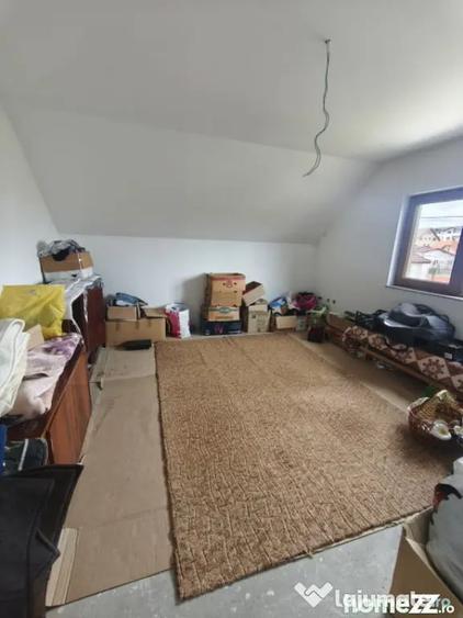 Casă cu 5 camere cu Teren 370 Mp în Rădăuți