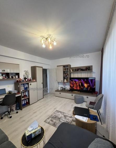 Apartament cu 2 camere decomandat, mobilat în Apărătorii Patriei