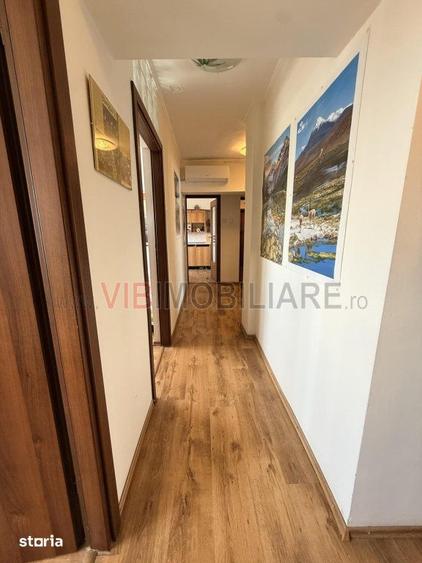 Apartament cu 4 camere decomandat în Ștefan cel Mare