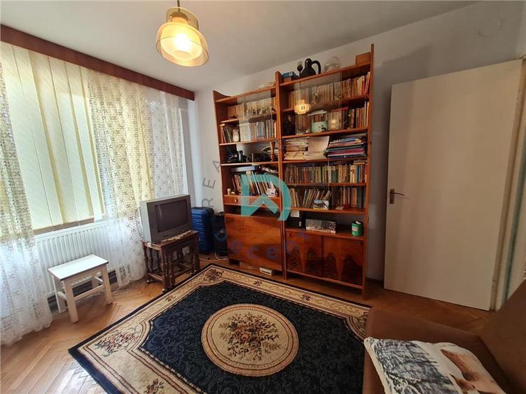 Apartament cu 3 camere circular în Astra