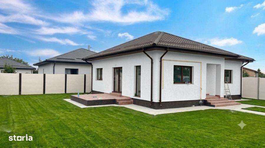 Casă cu 4 camere cu Teren 540 Mp în Clinceni