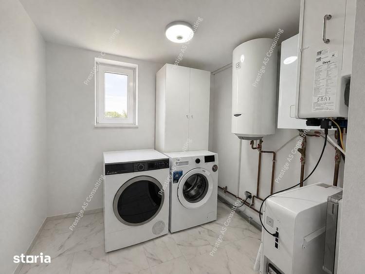 Casă cu 5 camere cu Teren 648 Mp în Ghiroda