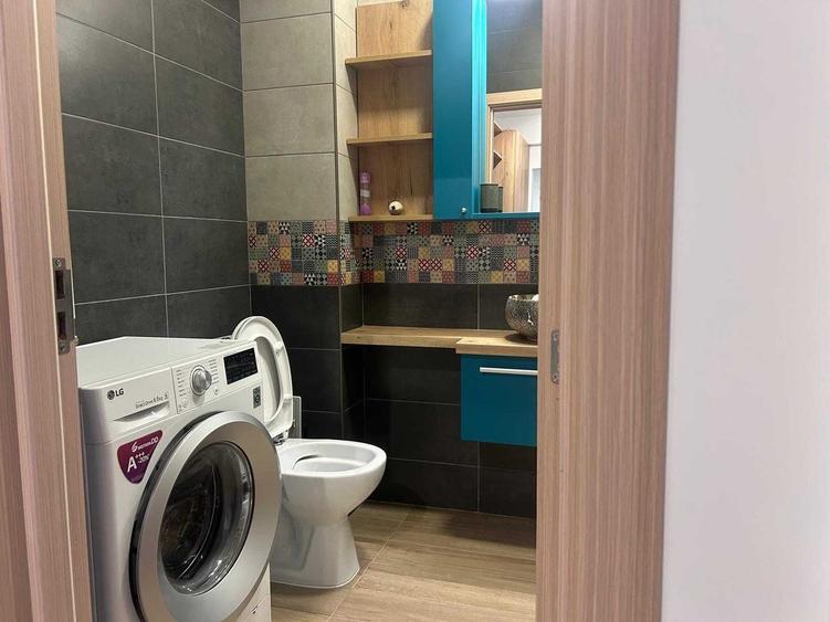 Apartament cu 2 camere decomandat în Exterior Vest
