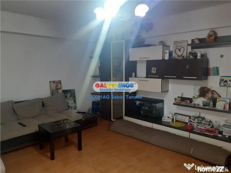 Apartament cu 3 camere decomandat în Exercițiu