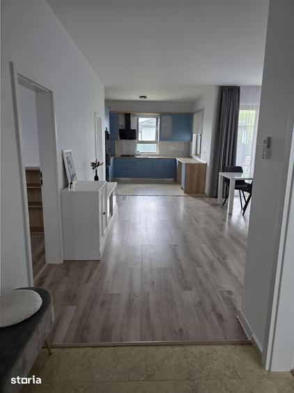 Casă cu 4 camere cu Teren 400 Mp în Corbeanca