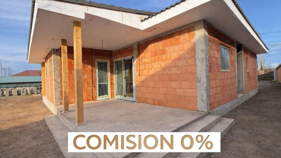 Duplex cu 3 camere cu Canalizare în Albina